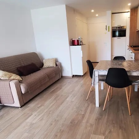 Bright Cocoon With Pool - Facing The Sea Appartement Saint-Raphaël