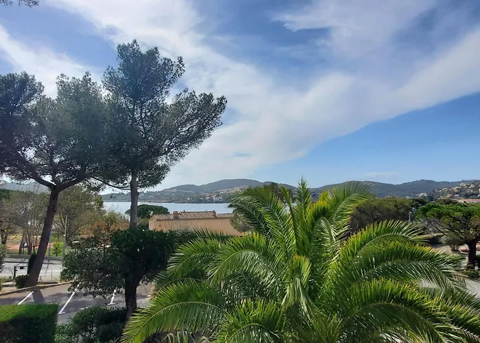 Apartamento Bright Cocoon With Pool - Facing The Sea Saint-Raphaël